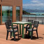 1887782719-balcon-exterior-apartante-fondo_Mesa_verde_Sillas_Negras_Baru