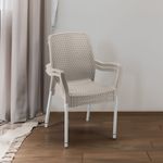 IMG_50750-silla-con-brazos-Shia-taupe-apilada-x2-ambientada
